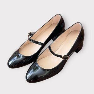 NWOB Stuart Weitzman Gabby Patent Leather Mary Jane Heels